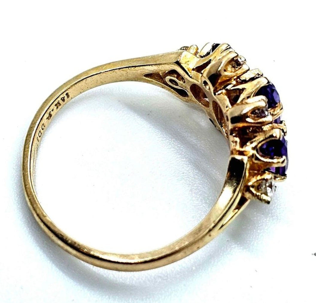 14K Yellow Gold Ring with Amethyst Gemstone & Diamond Accents