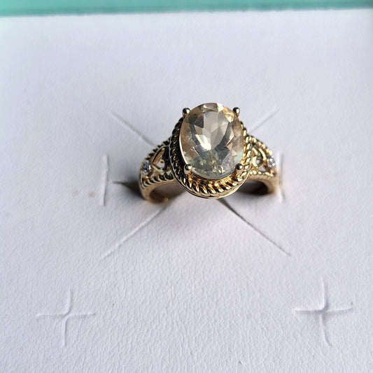 10K Yellow Gold Ring with Citrine Gemstone