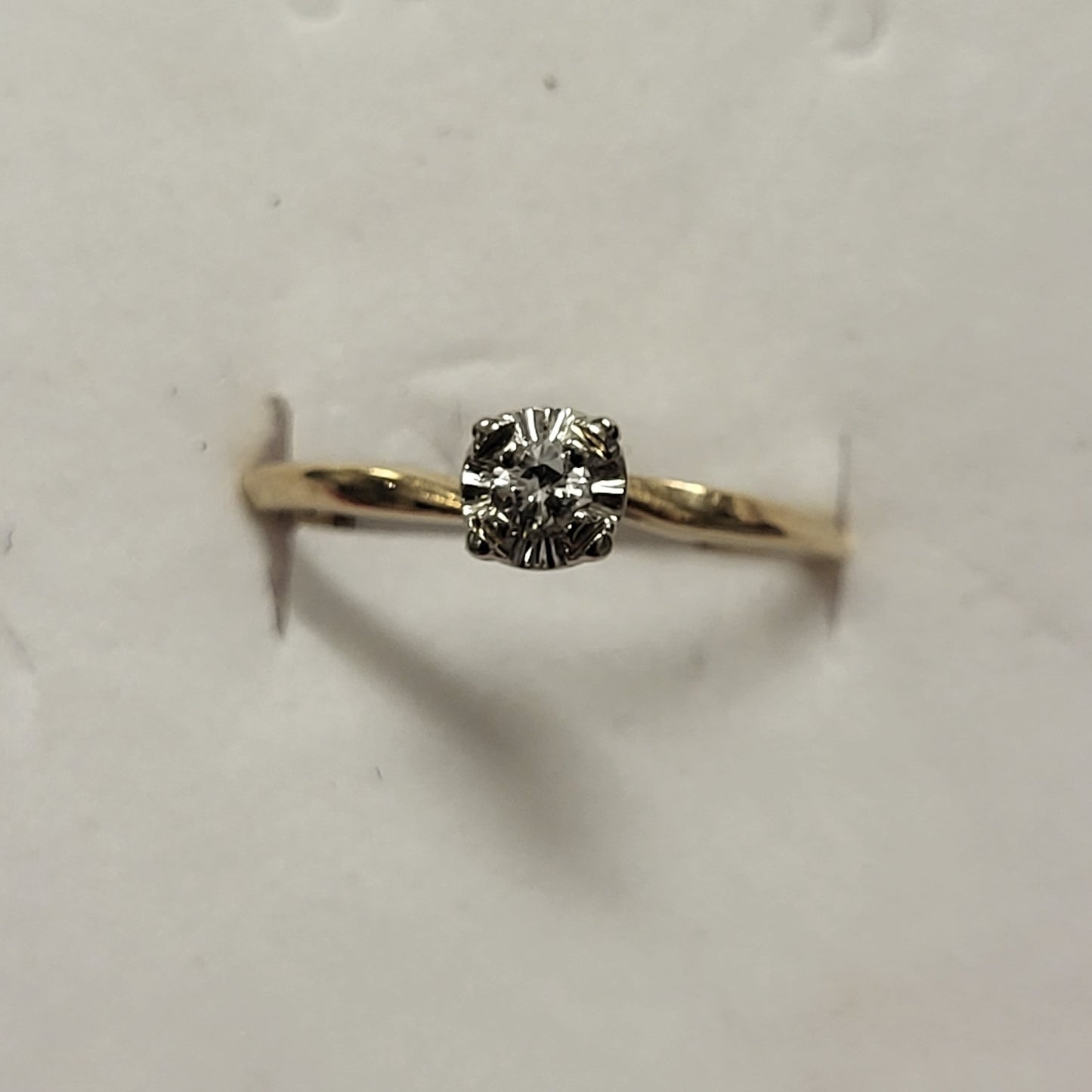 14K Yellow Gold Ring with Diamond