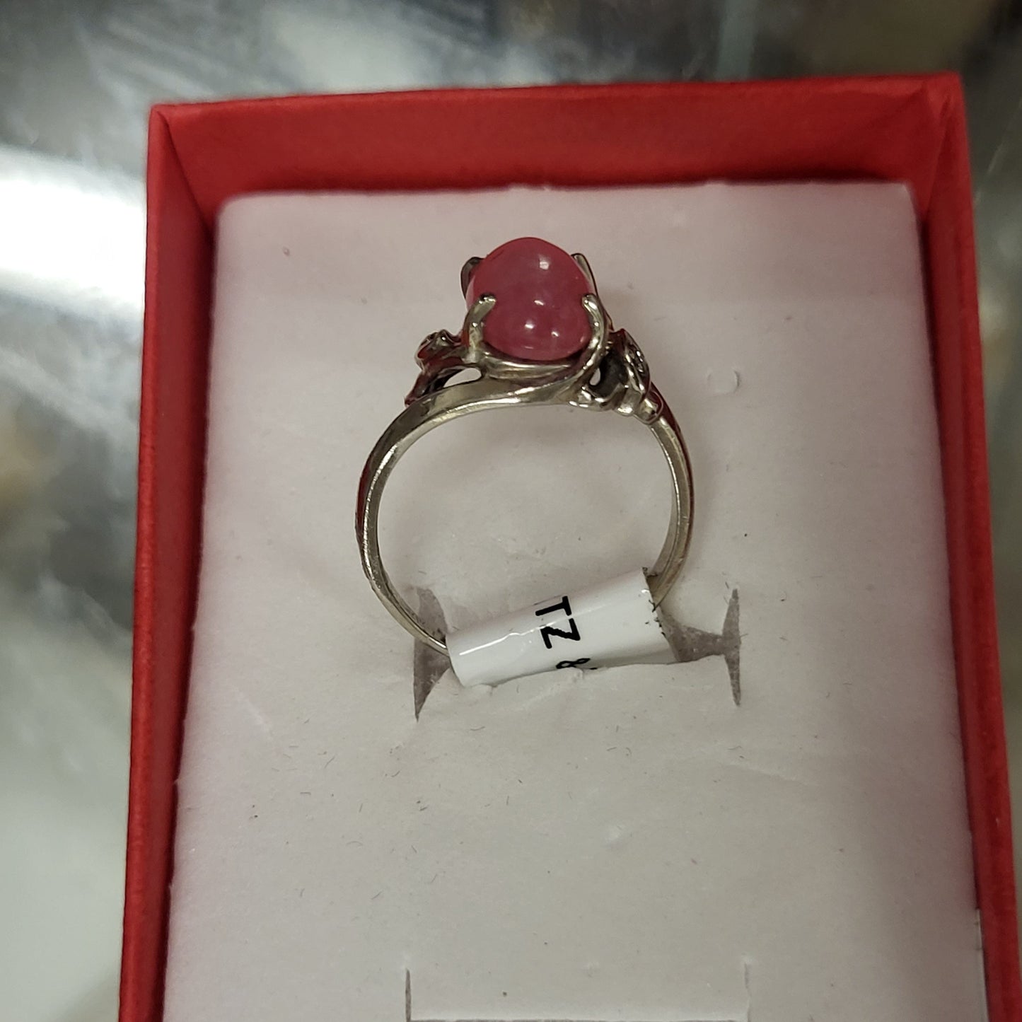 10K White Gold Ring with Pink Quarts Gemstone OFAKC