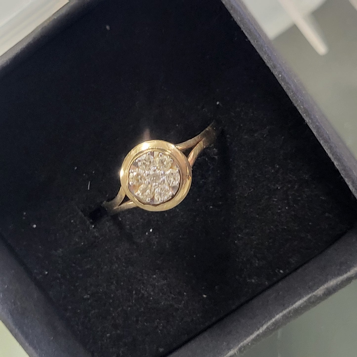 14K Yellow Gold and Diamond Cluster Ring OFAKC