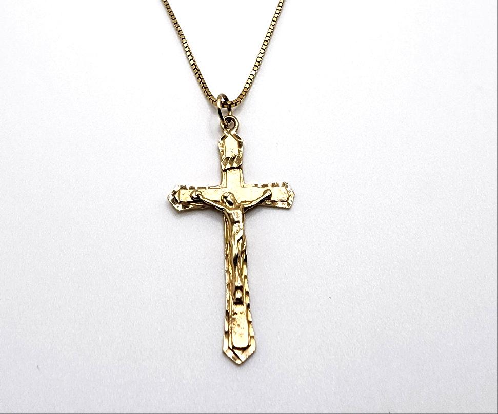 10K Yellow Gold Cross Pendant and 14K Yellow Gold Necklace