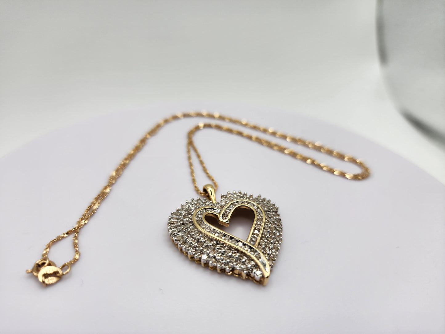 Large 10K Yellow Gold and Diamond Heart Pendant Necklace
