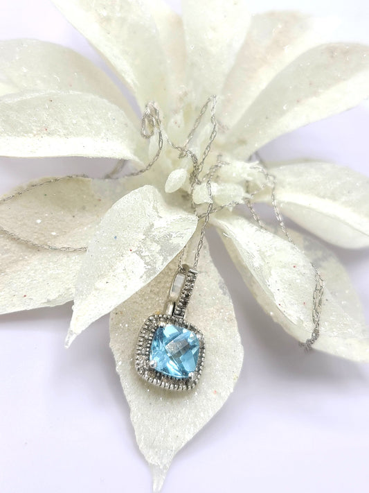10K White Gold Diamond & Blue Topaz Pendant Necklace