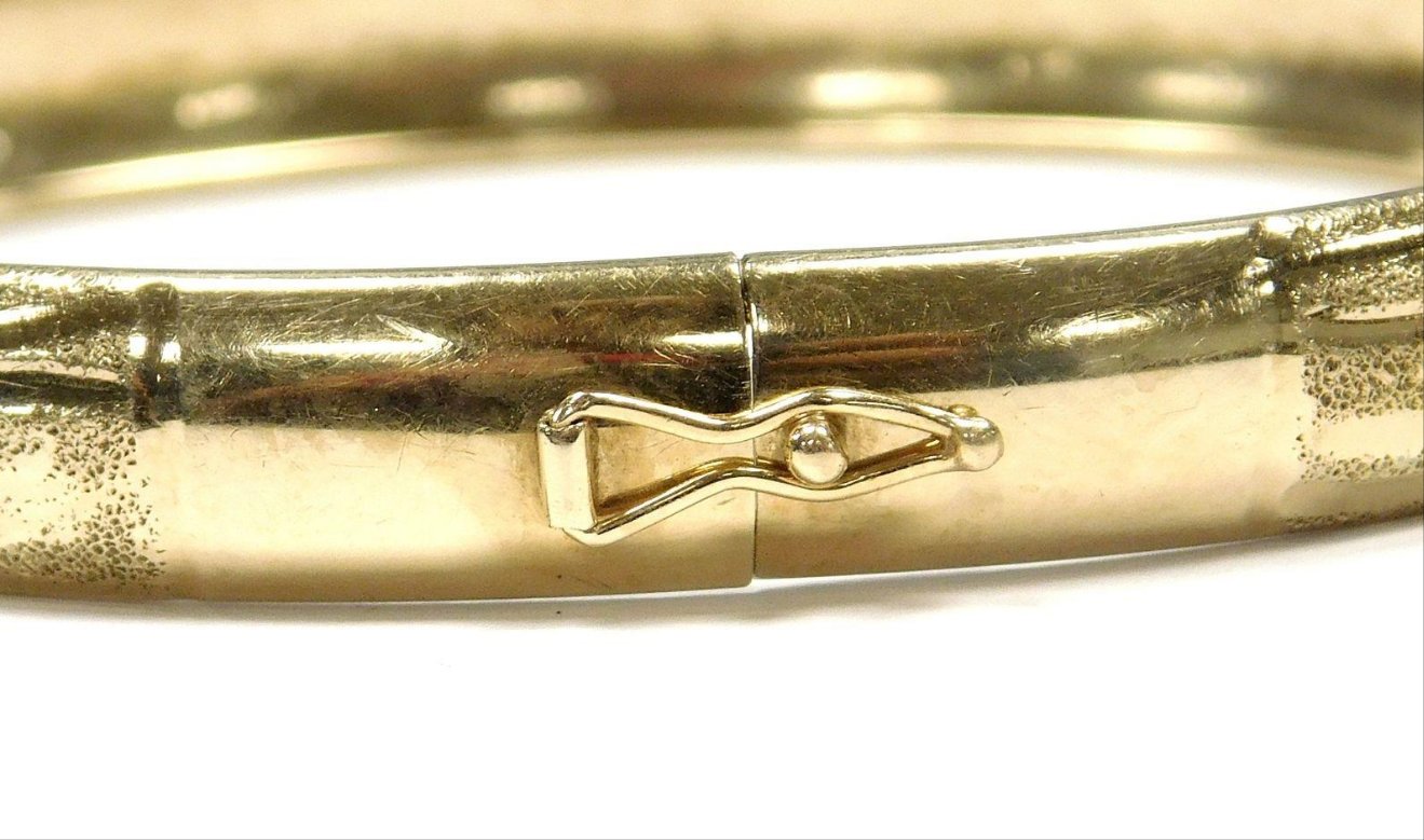 Vintage 10K Gold Bangle Bracelet