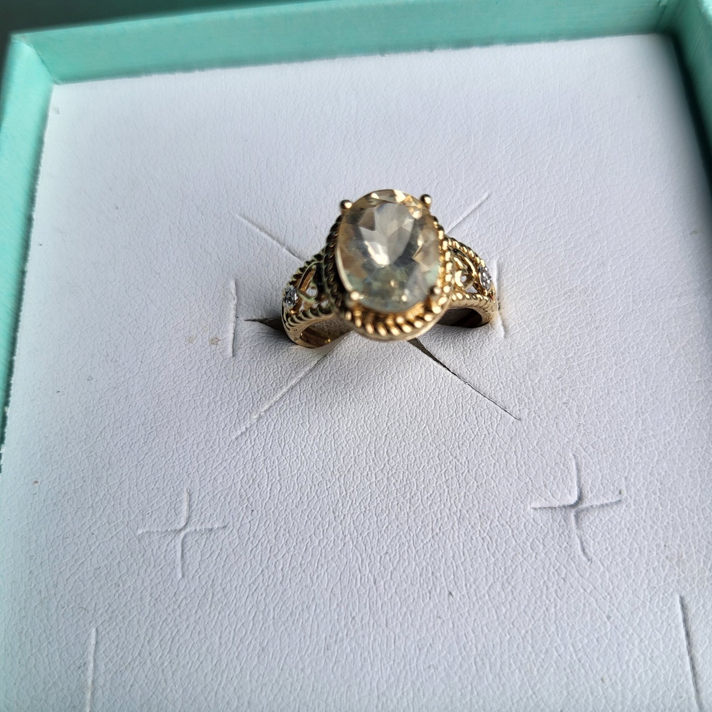 10K Yellow Gold Ring with Citrine Gemstone