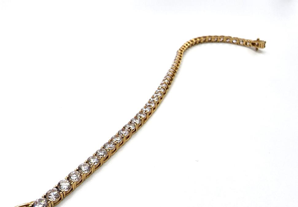 10K Yellow Gold Bracelet With CZ Stones