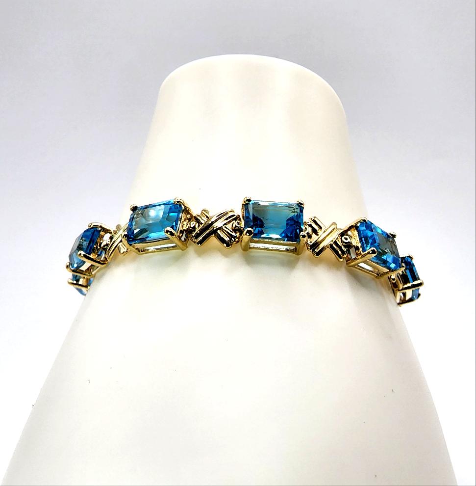 10K Yellow Gold and Topaz Bracelet