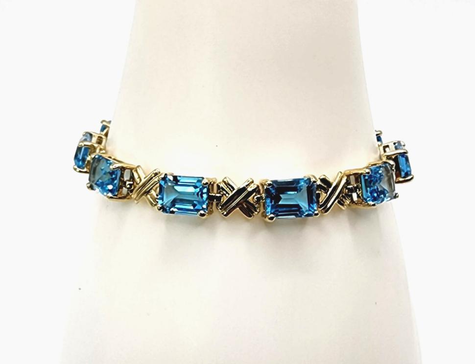 10K Yellow Gold and Topaz Bracelet