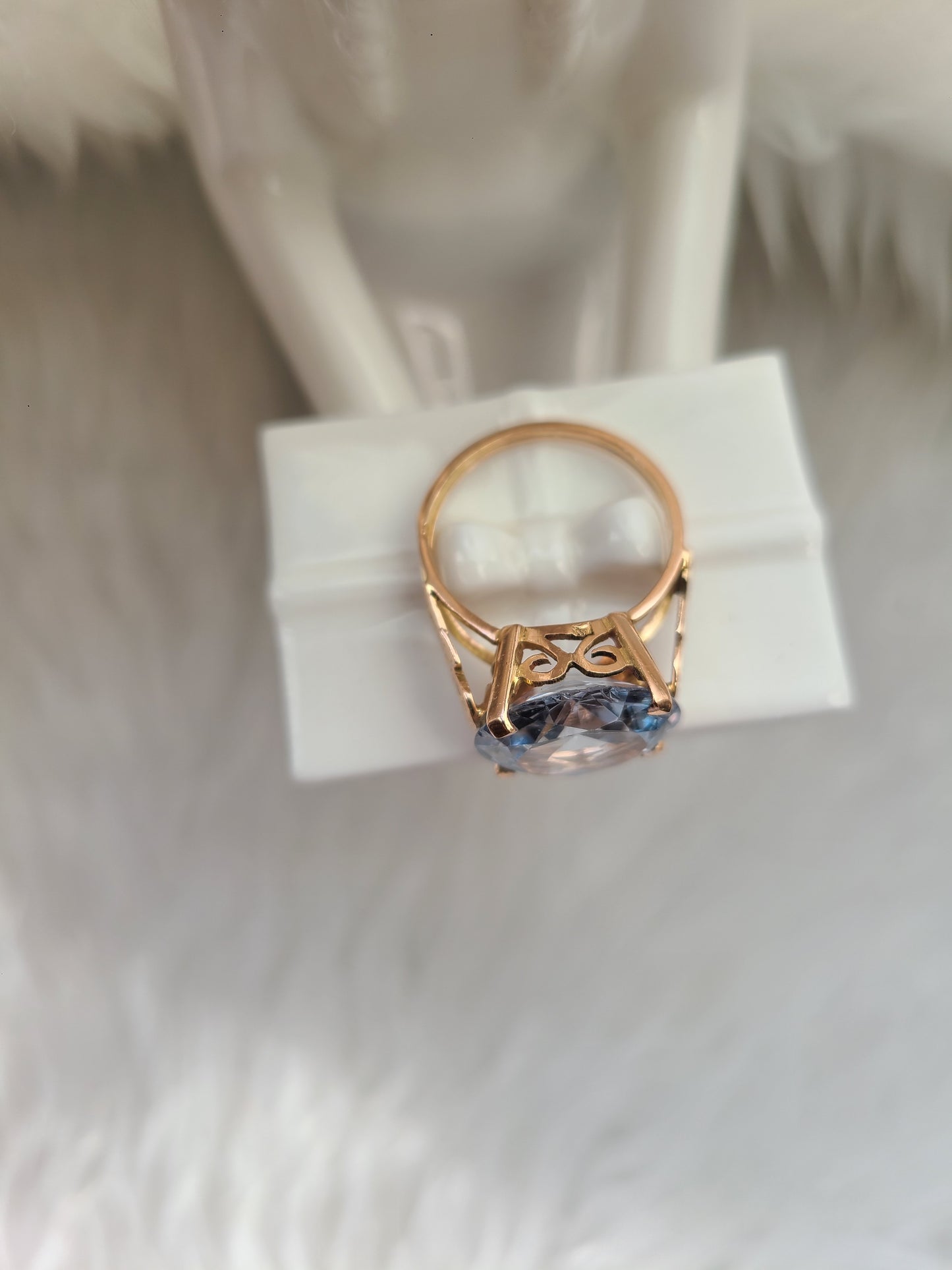 Vintage 12K Gold Ring w/ Large Topaz Stone