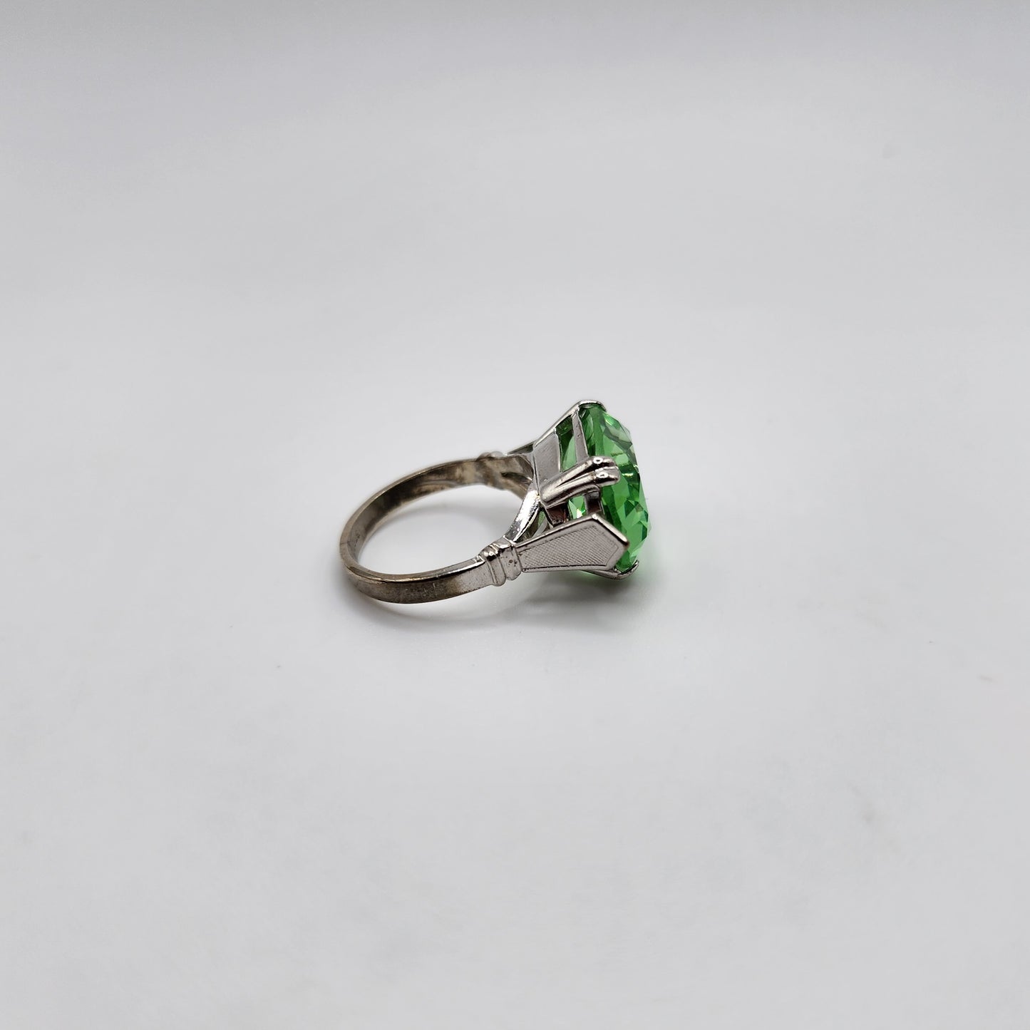 Sterling Silver Green Crystal Ring