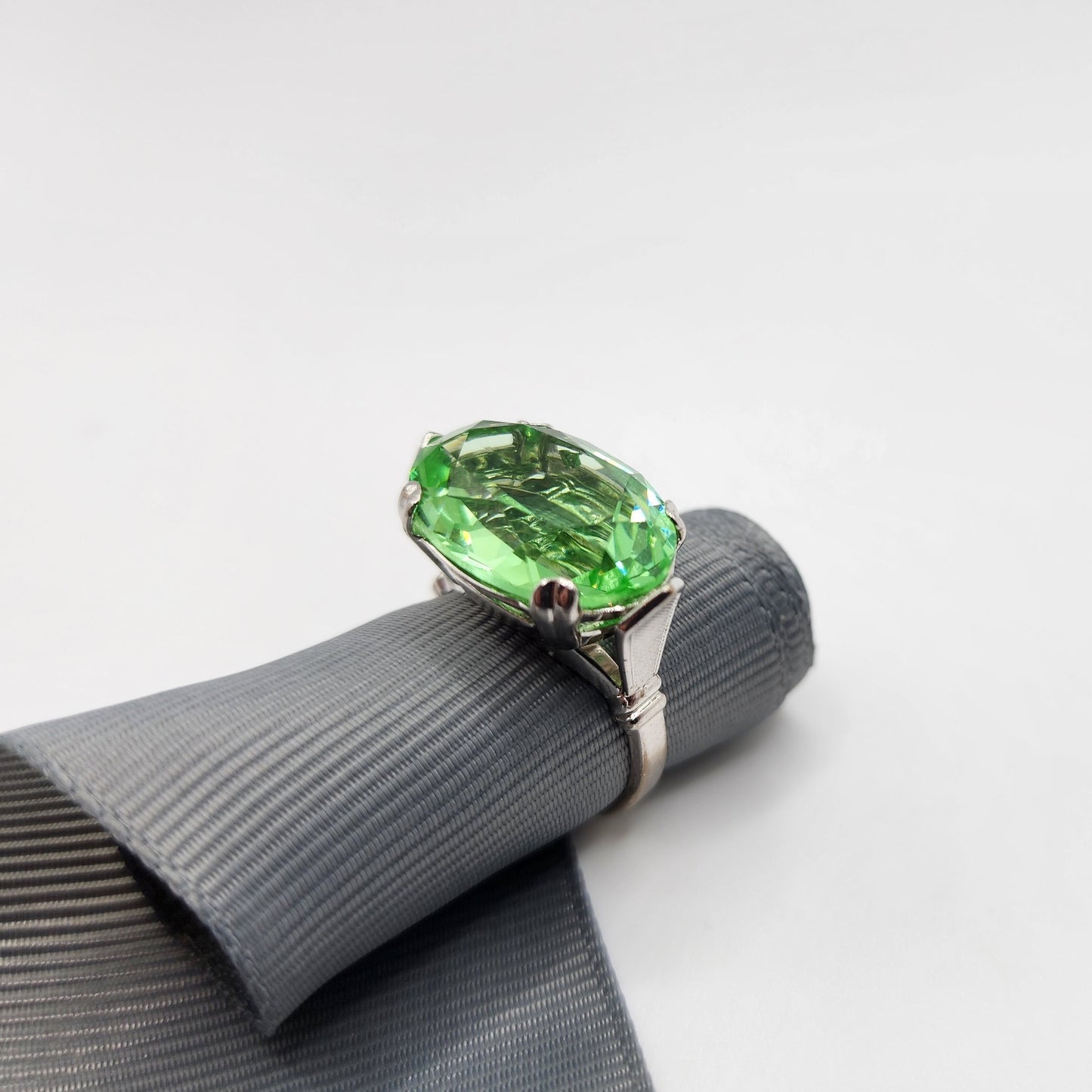 Sterling Silver Green Crystal Ring